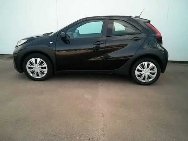 AYGO X